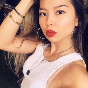 Meet your Posher, Marina